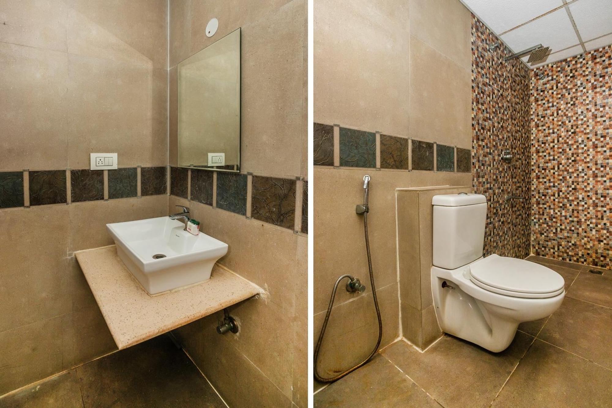 Super Collection O Indian Suites Near Sitara Restaurant Bangalore Buitenkant foto